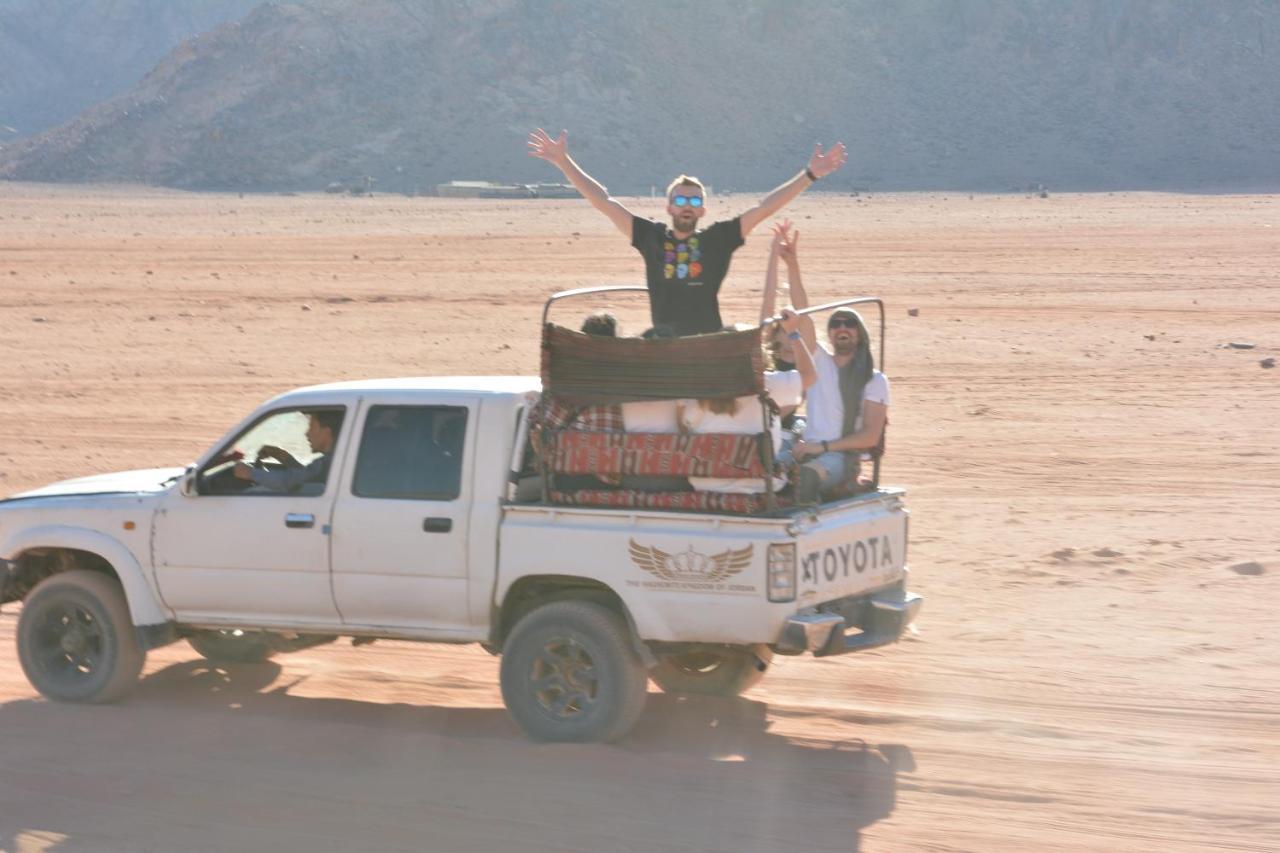Art Camp Wadi Rum Exteriér fotografie